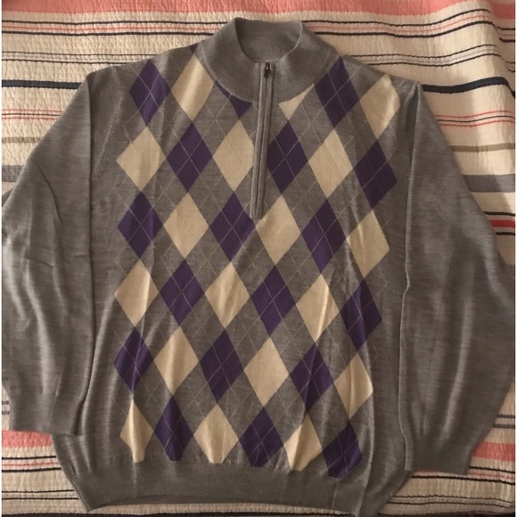 Footjoy Men’s Pullover 2XL Grey with awesome purple and white diamond pattern.
